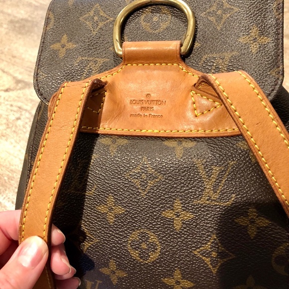 (SOLD) Louis Vuitton Montsouris MM - Picture 3 of 13
